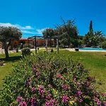 Tra Terra E Mare 4*